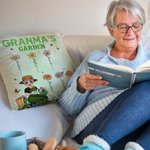 Personlig fødselsblomsthage tegneserie karakter kaste putetrekk med navn flerfarget hjemmedekorasjon mors dag takknemlighet gave til bestemor mamma
