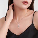 Collana personalizzata con nome inciso e ciondolo a forma di una ballerina regalo ideale per compleanno per donne ragazze o appassionate di danza