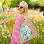 Personalized Light Blue Daisy Large Capacity Jute Tote Bag with 1-8 Names Mother's Day Birthday Gift for Mom