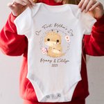 Body Bébé et T-shirt Adulte Personnalisés avec Nom et Date Cadeau de Fête des Mères pour Nouveau-né et Nouvelle maman