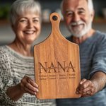 Gepersonaliseerde Ik Hou Van Je Mam Houten Charcuterie Snijplank met 1-12 Gegraveerde Namen en Handvat Moederdag Verjaardagscadeau voor Mama Oma