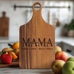 Gepersonaliseerde Ik Hou Van Je Mam Houten Charcuterie Snijplank met 1-12 Gegraveerde Namen en Handvat Moederdag Verjaardagscadeau voor Mama Oma