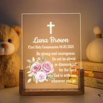 Personalisierte Blume Blatt Kranz Kreuz Holzsockel LED-Nachtlicht mit Namen und Text Home Decor Taufe Konfirmation Baby Dusche Geschenk für Kinder