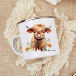 Personalisierte Floral Hochland Kuh 11oz Emaille Becher mit Namen Geburtstag Geschenk für Hochland Kuh Liebhaber