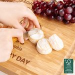 Personalisierte gravierte Linie Zeichnung Cartoon Charakter Fsc Bambus Charcuterie Schneidebrett mit Saft Rille und Namen Muttertag Geschenk für Mama