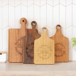 Personalized Engraved Wreath Family Name Reversible Cheese Charcuterie Cutting Board with Finger Grip Housewarming Wedding Gift for Family Couple