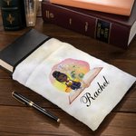 Personalisierte Aquarell Blumenmotiv Buchhülle mit Cartoon Figur Namen Reißverschluss Vordertasche Leseaccessoires Geburtstag Geschenk für Bücherwurm