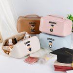 Gepersonaliseerd Schattig Afstuderen Beer PU Leren Wijd Openende Make-up Tas met 3D Bubble Naam Reis Accessoire Verjaardag Afstuderen Gift voor Vrienden Familie