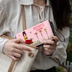 Personalisierte Mom's Garden Cartoon Charakter PU Leder Brieftasche mit 1-12 Namen und Armband Muttertag Wertschätzung Geschenk für Oma Mom