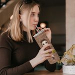 Spersonalizowany kubek ze sztucznym brokatem z imieniem drużyny sportowej dla cheerleaderki o pojemności 20 uncji, przeznaczony do kontaktu z żywnością