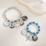 Bracciale commemorativo con cordone elastico personalizzata con foto e croce a forma di ali regalo di Natale religioso per cristiani