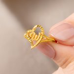Personalizada de Oro de la vendimia de corte de diamante inclinado anillo de la letra del corazón con la inicial delicada joyería de cumpleaños regalo de aniversario para las mujeres
