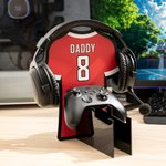 Personligt headsetstativ med nummer och namn för kontroller i Jersey-form Speltillbehör Skrivbordsdekor Fars dag Födelsedagspresent för bollspelsälskare