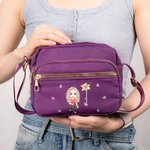 Borsa a tracolla regolabile in nylon personalizzata con personaggio in stile cartone animato e fiore di nascita scomparti multipli per familiari