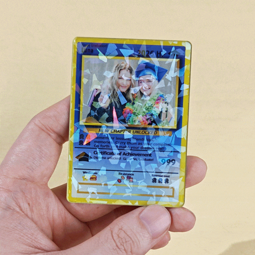 Personlig Graduation Classic TCG Poke Card med tekst og stativ Skrivebordsdekorasjon Graduation Party Gift for Graduates