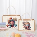 Personalisierte Cartoon Häkelmuster Jute Tragetasche mit Namen Reisen Zubehör Tote Bag Geburtstag Urlaub Geschenk für Stricken Liebhaber Damen