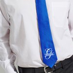 Cravatta in poliestere personalizzata multicolor con iniziale e nome regalo perfetto per anniversario matrimonio e festa del papà per uomo