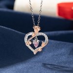 Personligt Dainty Grad Cap Zircon Rose Heart-halsband med födelsesten Alla hjärtans dag Graduation Födelsedagspresent för kvinnor Graduates