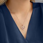 Personligt Dainty Grad Cap Zircon Rose Heart-halsband med födelsesten Alla hjärtans dag Graduation Födelsedagspresent för kvinnor Graduates