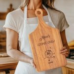 Personalised Cute 1-8 Names Biscuit Family Reversible Cheese Charcuterie Chopping Board with Grip Made in USA Mother's Day Gift for Grandma Mom