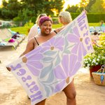 Serviette de plage personnalisée avec motif floral multicolore et nom - Séchage rapide - Cadeau vacances d'été pour femme amatrice de natation