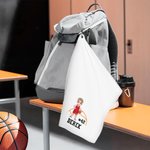 Asciugamano sportivo personalizzato con nome e gancio con disegno di palla e personaggio dei cartoni animati Accessorio sportivo super assorbente Regalo di compleanno per giocatori amanti dello sport