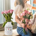 Personalisierte Schmetterling Geburtsblumen Garten Keramik Vase mit Titel und 1-8 Namen Haus Deko Geburtstag Muttertag Geschenk für Mama Oma