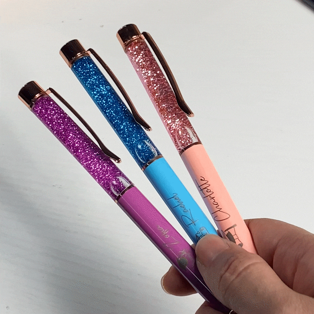 Set personalizado de 2 bolígrafos retráctiles con nombre y capuchón de arena movediza de purpurina para graduados Regalo de cumpleaños para graduados Compañeros de clase