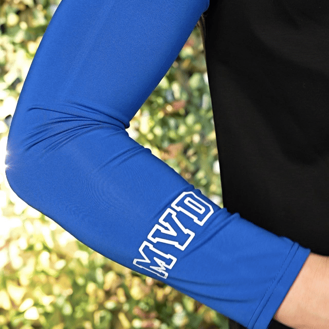 Personalizzato a colori vivaci nome umidità maniche braccio Outdoor Essentials Compleanno Giorno di gioco Regalo di squadra per gli amanti dello sport Coach