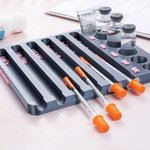 Personalisierte Markierung Multi-Nut Spritze Veranstalter Tray Portable Partitioned Vial Holder Weihnachtsgeschenk für Ärzte Kosmetiker