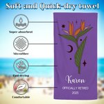 Spersonalizowany ręcznik plażowy Zodiac Flower Oversized Quick Dry z imieniem Akcesoria na letnie wakacje Prezent na emeryturę dla przyjaciela rodziny