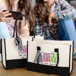Borsa tote in tela personalizzata con alfabeti floreali, con 1-12 nomi e fodera impermeabile Regalo di compleanno per la festa della mamma e della nonna.