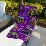 Henkilökohtainen monivärinen sarjakuva Off-road Vehicle Ylimitoitettu nopea kuiva rantapyyhe nimellä Kesä Essentials Beach Party syntymäpäivälahja lapsille