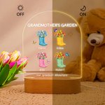 Personalisierte Our Grandest Adventure Floral Stiefel 1-6 Namen LED-Nachtlicht mit Text und hölzerne Basis Home Decor Muttertag Geschenk für Mama Oma