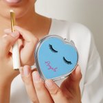 Personalisierte Wimper Name Gesicht Design gefaltet Spiegel Multicolor Compact Travel Zubehör Geburtstag Brautjungfer Muttertag Geschenk für Frauen