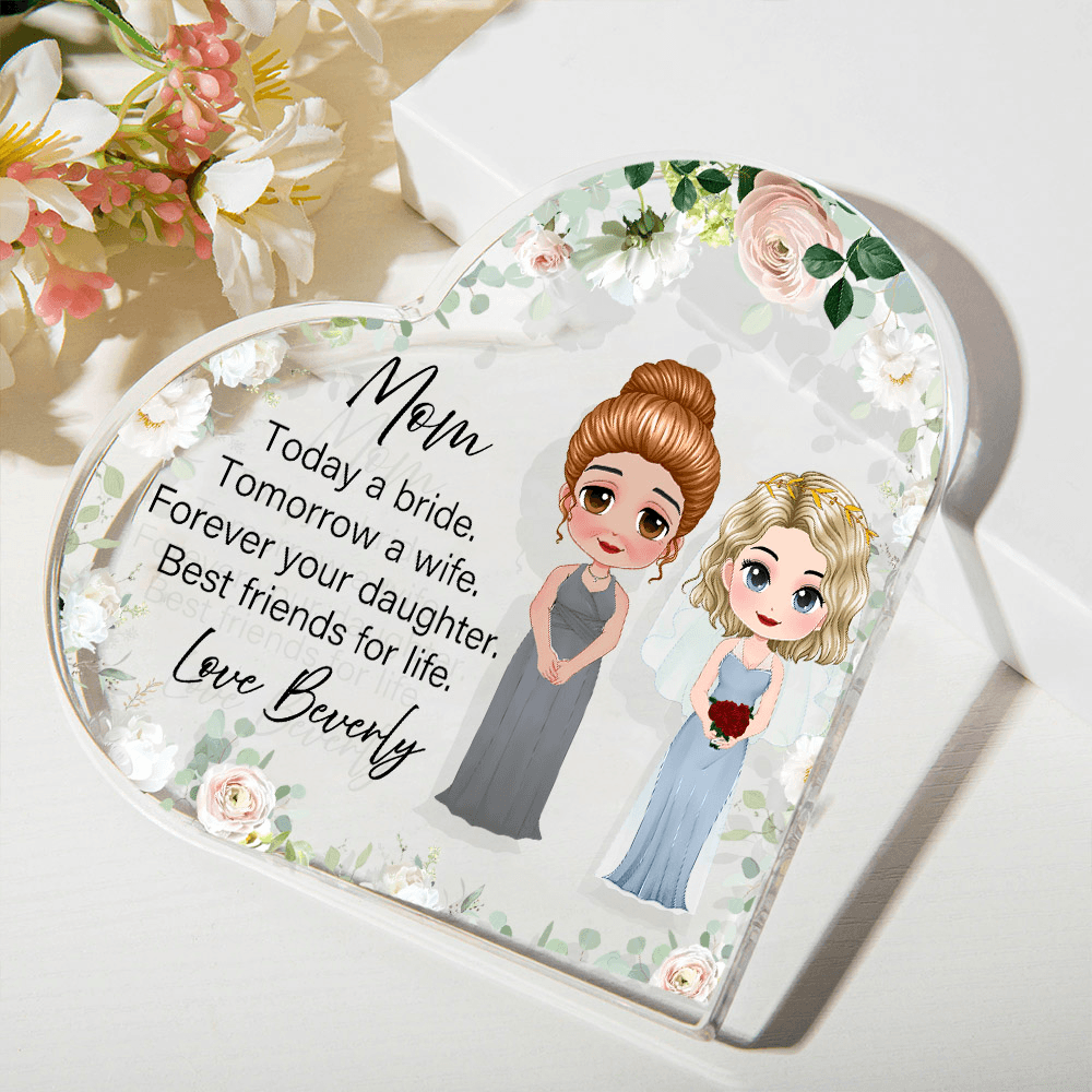 Personalized Name Cartoon Bride & Mom Characters Floral Heart Acrylic Plaque, Home Decor, Wedding/Bridal Shower Gift for Mother of the Bride/Women