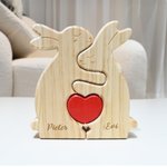 Gepersonaliseerde Houten Schattige Rode Hart Knuffel Konijn Familie Puzzel met 2-5 Namen Bureau Decoratie Verjaardag Jubileum Cadeau voor Familie