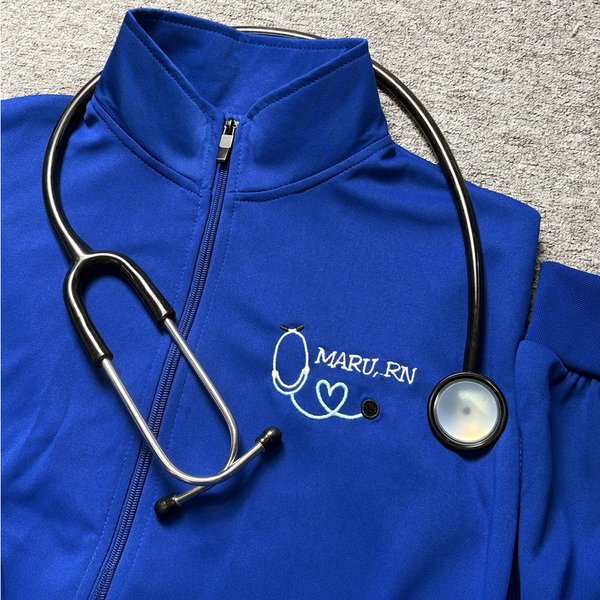Personalized Embroidery Mini Heart Stethoscope Nurse Jacket with Full-zip and Pockets Graduation Nurse Week Gift for Medical Staff Student