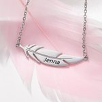 Personalisierte Engelsfeder Halskette mit Namen Gedenkschmuck Sympathie sentimentales Geschenk für Frauen Verlust eines geliebten Menschen