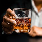 Personalisierte Golf Thema Whiskey Glas mit Namen Vatertag Geburtstag Geschenk für Herren Golf-Liebhaber Trinker