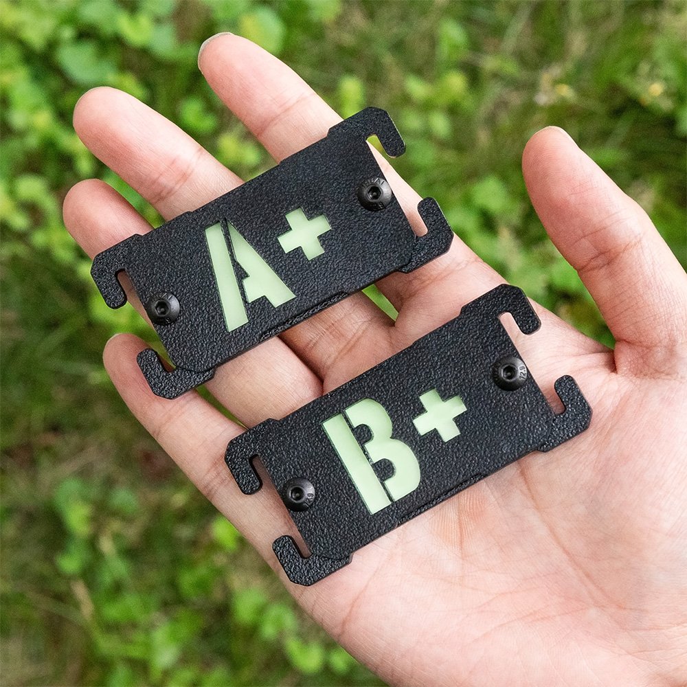 Personalisierte leuchtende Blutgruppe Notfall medizinische Informationen Molle Indikator EDC Gear taktische Überleben Accessoire Geschenk für Outdoor-Enthusiasten 5