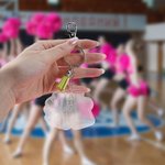 Personalisierte Cheer Pom Poms Megaphon klar Acryl Schlüsselanhänger mit Namen und Quasten Sport Team Geburtstag Geschenk für Cheerleader