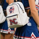 Personalisierte Cheer Pom Poms Megaphon klar Acryl Schlüsselanhänger mit Namen und Quasten Sport Team Geburtstag Geschenk für Cheerleader