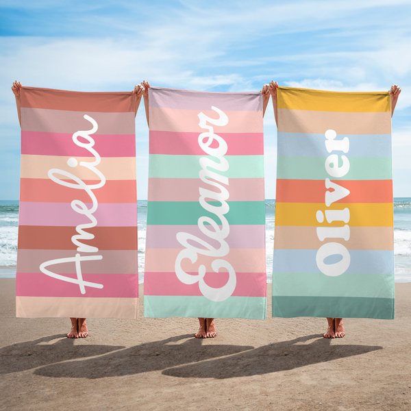 Gepersonaliseerde Kleurrijke Klassieke Gestreepte Sneldrogende Strandlaken met Naam Reis Zomer Vakantie Feest Cadeau voor Familie en Vrienden
