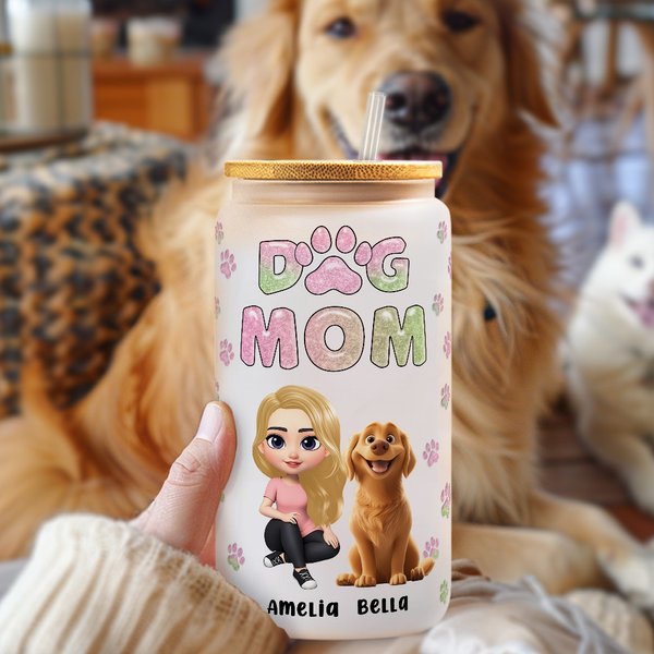 Personnalisé Dog Mom 3D Cartoon Character and 1-4 Dogs 20 oz Frosted Glass Cup with Lid and Straw Birthday Gift for Women Dog Lovers (Cadeau d'anniversaire pour les femmes aimant les chiens)