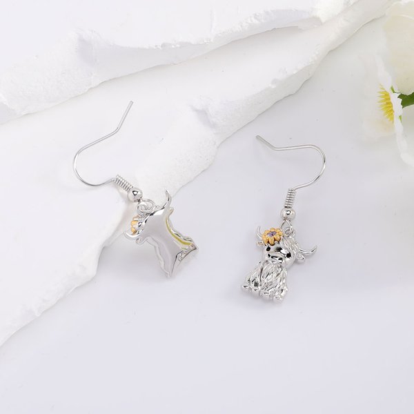 Personalizada Piedra de Nacimiento Flor Highland Cow Pendientes Dainty Joyería Cumpleaños Aniversario Regalo para Mujeres Highland Cow Lovers