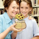 Personalised Sunflower Cactus Daffodil Pot Perpetual Calendar Acrylic Ornament with Texts Desktop Decor Teacher's Day Gift for Teachers Educators