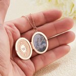 Collier Ovale Personnalisé avec Photo Fleur de Naissance et Initiale Gravés Cadeau d'Anniversaire de la Fête des Mères pour les Femmes