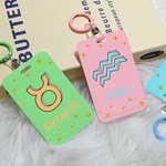 Portacarte personalizzato con segno zodiacale e nome moschettone colorato accessorio da viaggio regalo di compleanno per studenti e colleghi