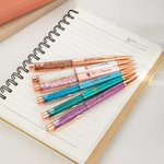 Personalizzato 2 pezzi multi-colore nascita fiore Bling dinamico liquido sabbia penna con nome Apprezzamento regalo di compleanno per studente insegnante